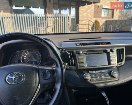 Білий Тойота РАВ 4, об'ємом двигуна 2.2 л та пробігом 215 тис. км за 15800 $, фото 12 на Automoto.ua