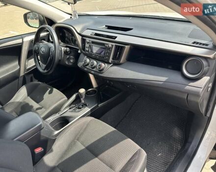 Белый Тойота РАВ 4, объемом двигателя 1.99 л и пробегом 123 тыс. км за 18500 $, фото 5 на Automoto.ua