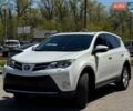 Белый Тойота РАВ 4, объемом двигателя 2.49 л и пробегом 166 тыс. км за 17500 $, фото 1 на Automoto.ua