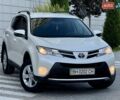 Білий Тойота РАВ 4, об'ємом двигуна 2 л та пробігом 116 тис. км за 15999 $, фото 12 на Automoto.ua