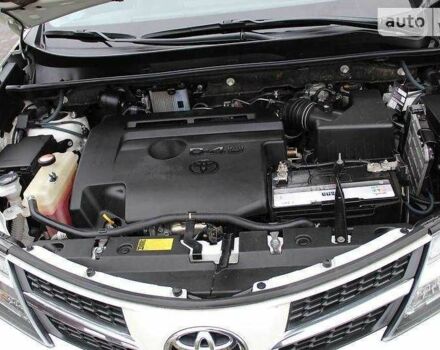 Белый Тойота РАВ 4, объемом двигателя 2.2 л и пробегом 141 тыс. км за 17000 $, фото 21 на Automoto.ua