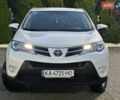 Белый Тойота РАВ 4, объемом двигателя 2 л и пробегом 123 тыс. км за 16900 $, фото 1 на Automoto.ua