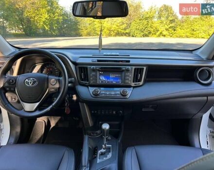 Белый Тойота РАВ 4, объемом двигателя 2.23 л и пробегом 131 тыс. км за 18000 $, фото 25 на Automoto.ua