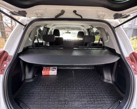 Белый Тойота РАВ 4, объемом двигателя 1.99 л и пробегом 181 тыс. км за 15700 $, фото 14 на Automoto.ua