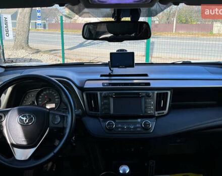 Белый Тойота РАВ 4, объемом двигателя 2.23 л и пробегом 160 тыс. км за 17700 $, фото 9 на Automoto.ua