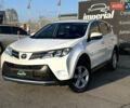 Білий Тойота РАВ 4, об'ємом двигуна 2.23 л та пробігом 105 тис. км за 19300 $, фото 2 на Automoto.ua