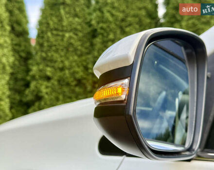 Белый Тойота РАВ 4, объемом двигателя 2 л и пробегом 216 тыс. км за 14999 $, фото 12 на Automoto.ua