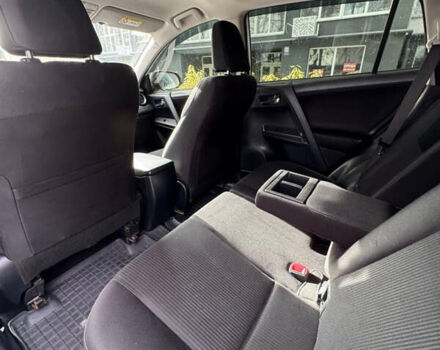 Белый Тойота РАВ 4, объемом двигателя 1.99 л и пробегом 181 тыс. км за 15700 $, фото 8 на Automoto.ua