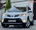 Білий Тойота РАВ 4, об'ємом двигуна 2 л та пробігом 116 тис. км за 15999 $, фото 1 на Automoto.ua