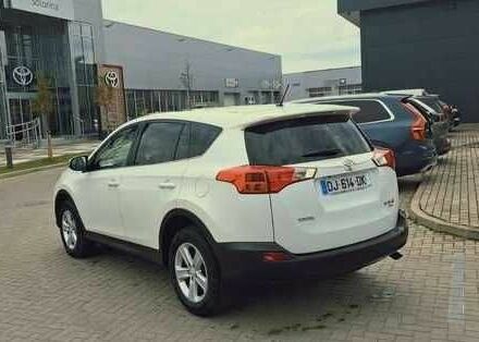 Білий Тойота РАВ 4, об'ємом двигуна 2.2 л та пробігом 254 тис. км за 5200 $, фото 2 на Automoto.ua