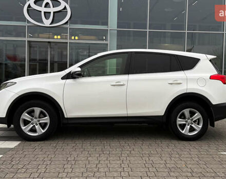 Белый Тойота РАВ 4, объемом двигателя 2.23 л и пробегом 188 тыс. км за 18900 $, фото 4 на Automoto.ua