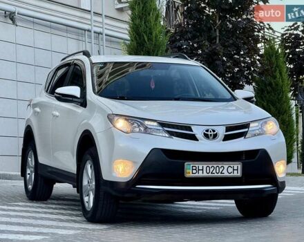 Білий Тойота РАВ 4, об'ємом двигуна 2 л та пробігом 116 тис. км за 15999 $, фото 3 на Automoto.ua
