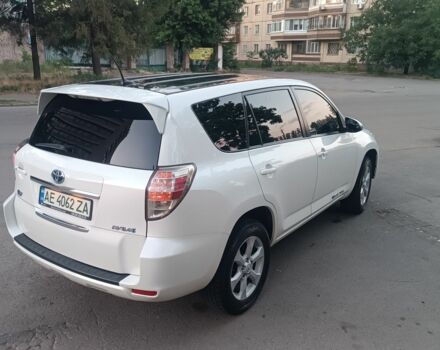 Белый Тойота РАВ 4, объемом двигателя 0 л и пробегом 190 тыс. км за 12000 $, фото 5 на Automoto.ua