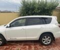 Белый Тойота РАВ 4, объемом двигателя 0 л и пробегом 179 тыс. км за 10950 $, фото 2 на Automoto.ua