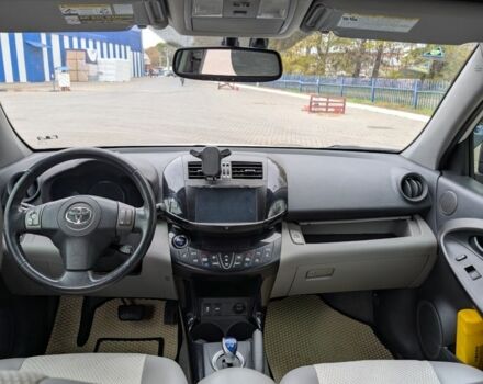 Белый Тойота РАВ 4, объемом двигателя 0 л и пробегом 130 тыс. км за 313 $, фото 13 на Automoto.ua