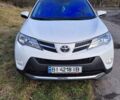 Белый Тойота РАВ 4, объемом двигателя 2.23 л и пробегом 126 тыс. км за 18500 $, фото 1 на Automoto.ua