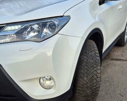 Белый Тойота РАВ 4, объемом двигателя 2.23 л и пробегом 126 тыс. км за 18500 $, фото 6 на Automoto.ua