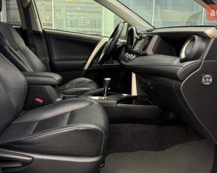 Белый Тойота РАВ 4, объемом двигателя 2.23 л и пробегом 188 тыс. км за 18900 $, фото 7 на Automoto.ua