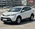 Белый Тойота РАВ 4, объемом двигателя 2 л и пробегом 123 тыс. км за 16900 $, фото 2 на Automoto.ua