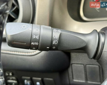 Белый Тойота РАВ 4, объемом двигателя 2 л и пробегом 216 тыс. км за 14999 $, фото 28 на Automoto.ua