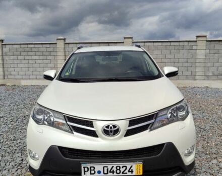 Білий Тойота РАВ 4, об'ємом двигуна 2.5 л та пробігом 250 тис. км за 16200 $, фото 2 на Automoto.ua