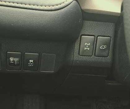 Білий Тойота РАВ 4, об'ємом двигуна 2.2 л та пробігом 254 тис. км за 5200 $, фото 10 на Automoto.ua