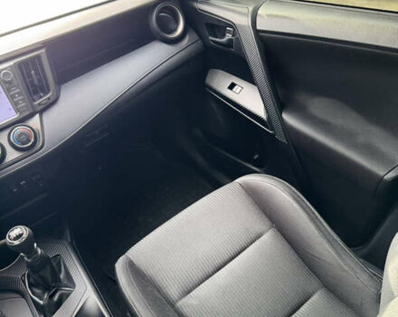 Белый Тойота РАВ 4, объемом двигателя 1.99 л и пробегом 181 тыс. км за 15700 $, фото 11 на Automoto.ua