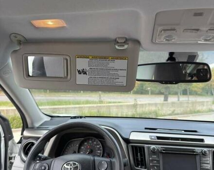 Белый Тойота РАВ 4, объемом двигателя 2.5 л и пробегом 165 тыс. км за 16800 $, фото 20 на Automoto.ua