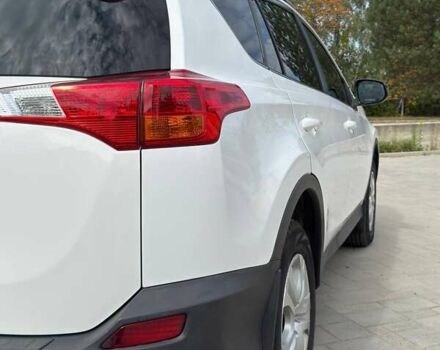 Белый Тойота РАВ 4, объемом двигателя 2.5 л и пробегом 165 тыс. км за 16800 $, фото 9 на Automoto.ua