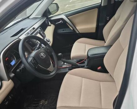 Белый Тойота РАВ 4, объемом двигателя 2.5 л и пробегом 165 тыс. км за 16500 $, фото 10 на Automoto.ua