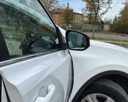 Белый Тойота РАВ 4, объемом двигателя 2.5 л и пробегом 165 тыс. км за 16800 $, фото 31 на Automoto.ua