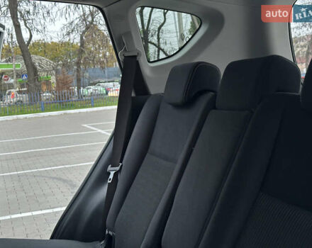 Белый Тойота РАВ 4, объемом двигателя 2.23 л и пробегом 150 тыс. км за 16500 $, фото 34 на Automoto.ua