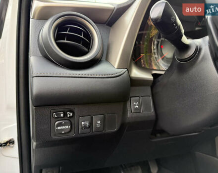 Белый Тойота РАВ 4, объемом двигателя 2.23 л и пробегом 123 тыс. км за 18300 $, фото 53 на Automoto.ua