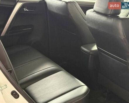 Белый Тойота РАВ 4, объемом двигателя 2.5 л и пробегом 99 тыс. км за 22990 $, фото 27 на Automoto.ua