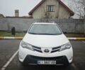 Белый Тойота РАВ 4, объемом двигателя 2.5 л и пробегом 165 тыс. км за 16500 $, фото 1 на Automoto.ua