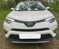 Білий Тойота РАВ 4, об'ємом двигуна 2.5 л та пробігом 137 тис. км за 14500 $, фото 2 на Automoto.ua