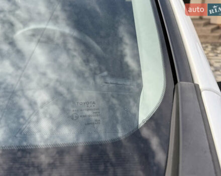 Белый Тойота РАВ 4, объемом двигателя 2.23 л и пробегом 123 тыс. км за 18300 $, фото 24 на Automoto.ua