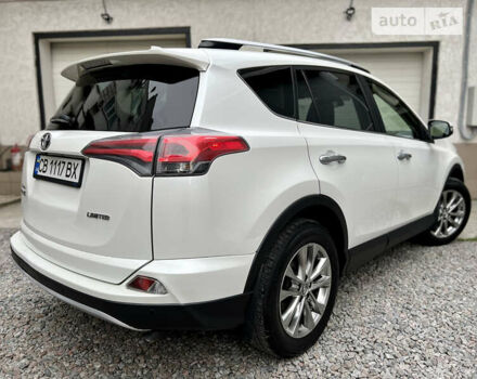 Белый Тойота РАВ 4, объемом двигателя 2.49 л и пробегом 130 тыс. км за 18000 $, фото 11 на Automoto.ua