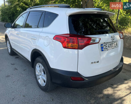 Тойота РАВ 4 2015 у Чернівцях на Automoto.ua Білий Тойота РАВ 4, об'ємом двигуна 2.5 л та пробігом 89 тис. км за 15500 $, фото 1 на Automoto.ua