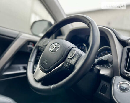 Белый Тойота РАВ 4, объемом двигателя 2.49 л и пробегом 130 тыс. км за 18000 $, фото 30 на Automoto.ua