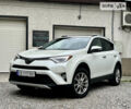 Белый Тойота РАВ 4, объемом двигателя 2.49 л и пробегом 130 тыс. км за 18000 $, фото 1 на Automoto.ua