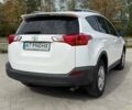 Белый Тойота РАВ 4, объемом двигателя 2.5 л и пробегом 165 тыс. км за 16800 $, фото 8 на Automoto.ua