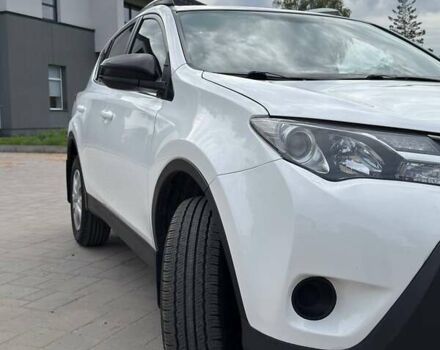 Белый Тойота РАВ 4, объемом двигателя 2.5 л и пробегом 165 тыс. км за 16800 $, фото 30 на Automoto.ua