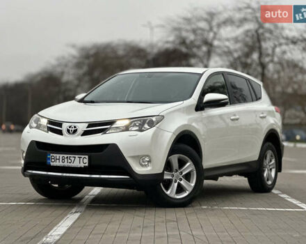 Белый Тойота РАВ 4, объемом двигателя 2.23 л и пробегом 150 тыс. км за 16500 $, фото 1 на Automoto.ua