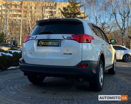Белый Тойота РАВ 4, объемом двигателя 2 л и пробегом 100 тыс. км за 17999 $, фото 6 на Automoto.ua