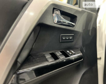 Белый Тойота РАВ 4, объемом двигателя 2.49 л и пробегом 130 тыс. км за 18000 $, фото 20 на Automoto.ua