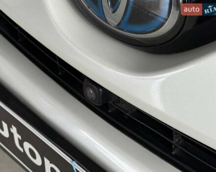 Белый Тойота РАВ 4, объемом двигателя 2.5 л и пробегом 99 тыс. км за 22990 $, фото 9 на Automoto.ua