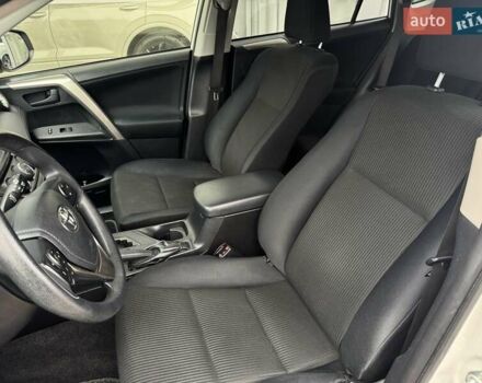 Белый Тойота РАВ 4, объемом двигателя 2.5 л и пробегом 89 тыс. км за 14990 $, фото 11 на Automoto.ua