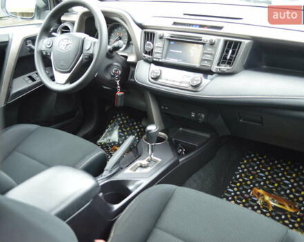 Белый Тойота РАВ 4, объемом двигателя 2.49 л и пробегом 70 тыс. км за 17500 $, фото 35 на Automoto.ua