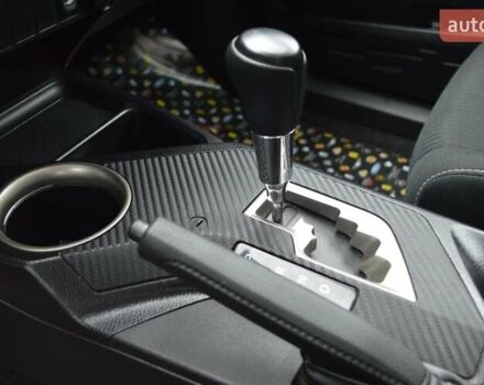 Белый Тойота РАВ 4, объемом двигателя 2.49 л и пробегом 70 тыс. км за 17500 $, фото 26 на Automoto.ua